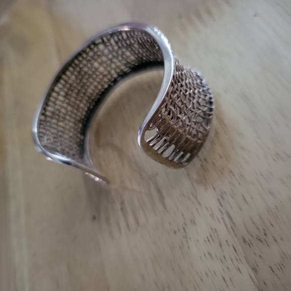 Silpada 925 Sterling Silver Cuff Bracelet Mesh Design - Picture 3 of 9
